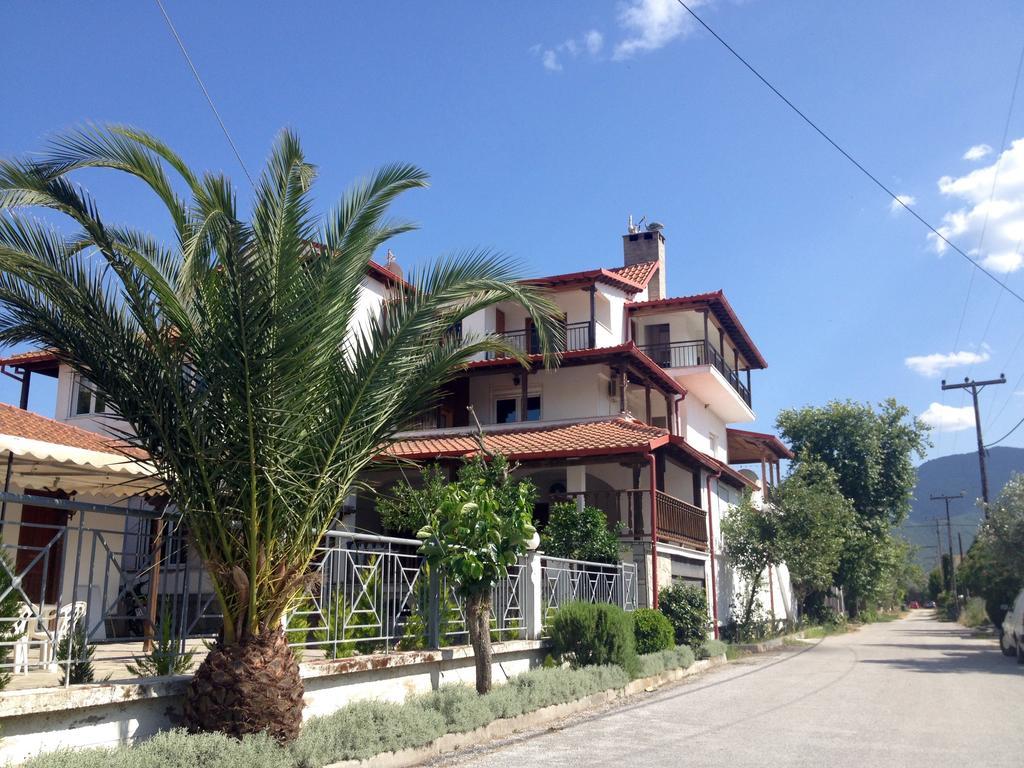 Apartmán Menis Haus Vrasná Exteriér fotografie